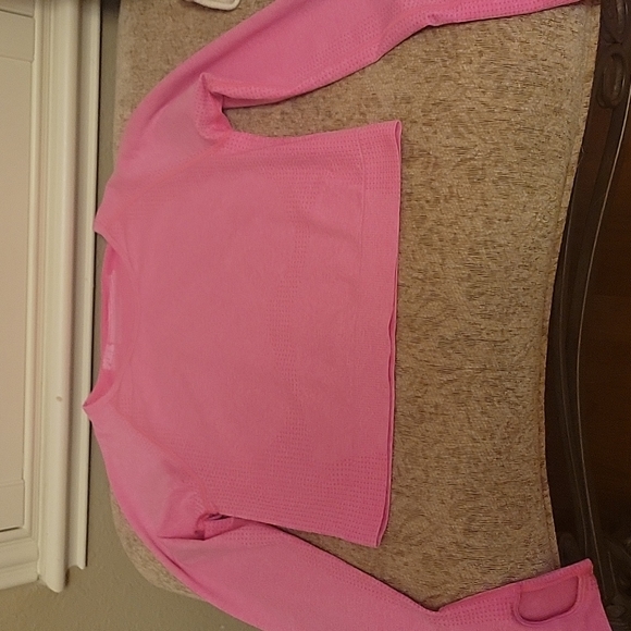 🌺Buy one get Free🌺 Victoria's Secret Seamless Sports Top  Large Pink 🆕 Fitted - Picture 4 of 4